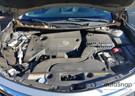 2015 Nissan Altima 2.5/2.5 S/2.5 Sl/2.5 Sv из США, поврежденный, VIN 1N4AL3AP8FC164408